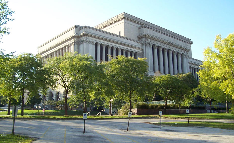 Milwaukee County Courthouse exterior