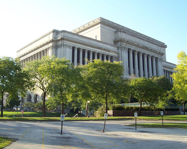 Milwaukee County Courthouse exterior